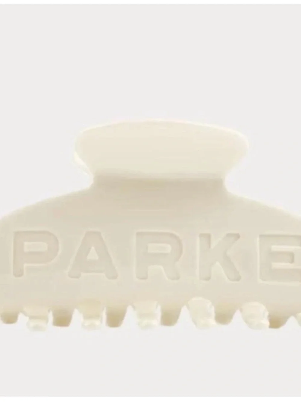 PARKE Cream Hair Claw Clip Bridal Collection Beautiful New in zippered pouch